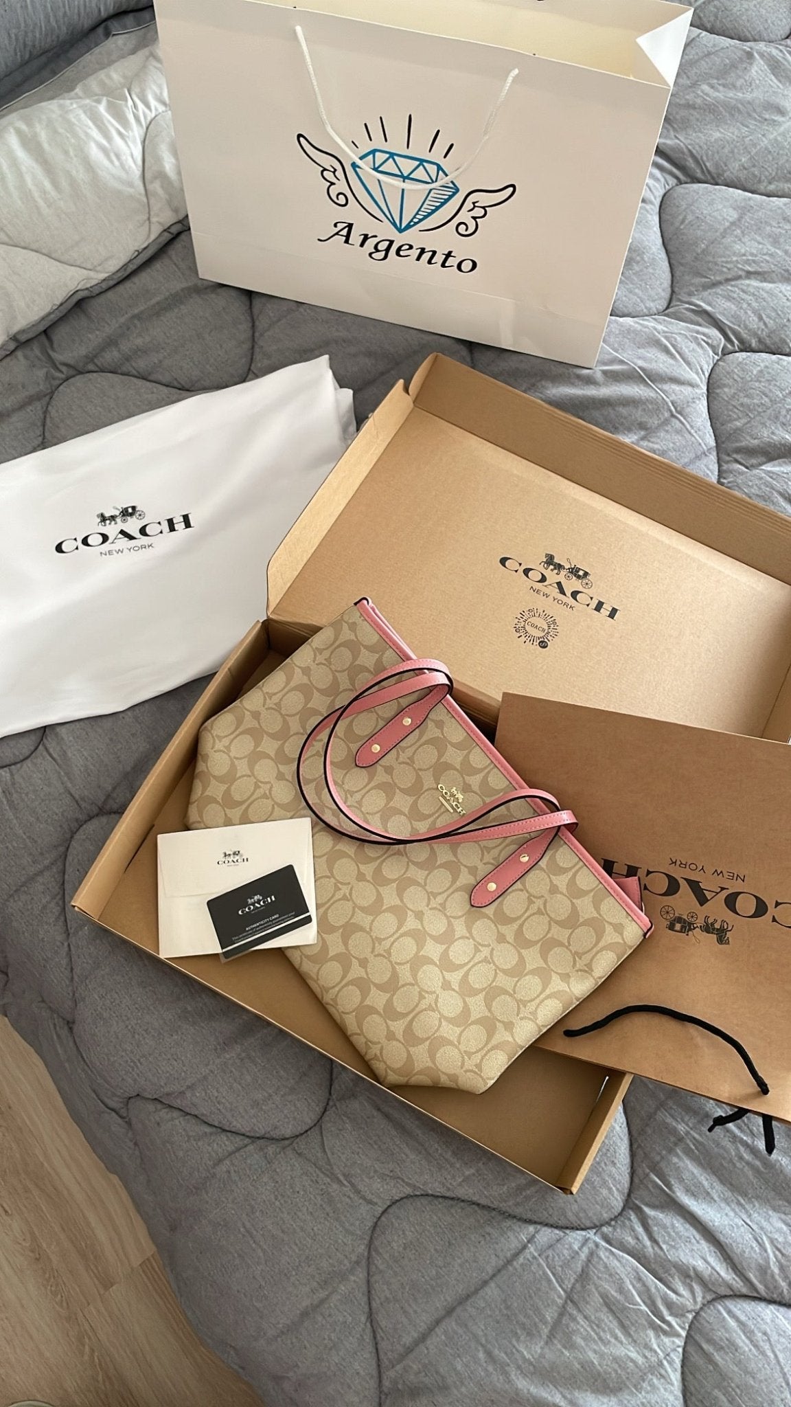 Signature Beige Tote Bag with Soft Pink Details - ARGENTO STORE