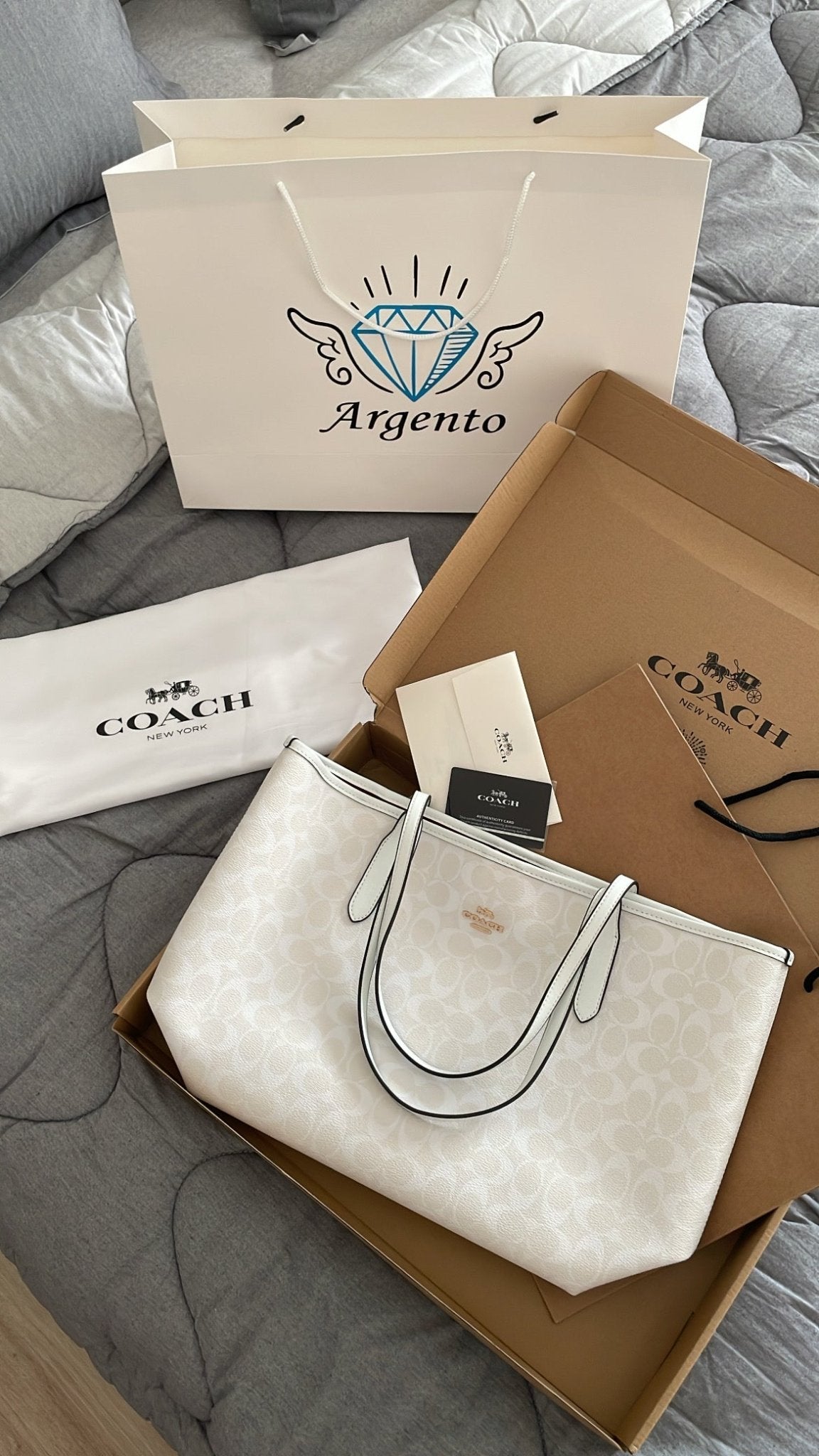 Signature Beige Tote Bag with Soft Pink Details - ARGENTO STORE